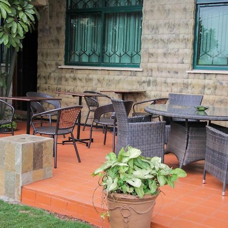 Karen Inn & Suites Nairobi Exterior foto